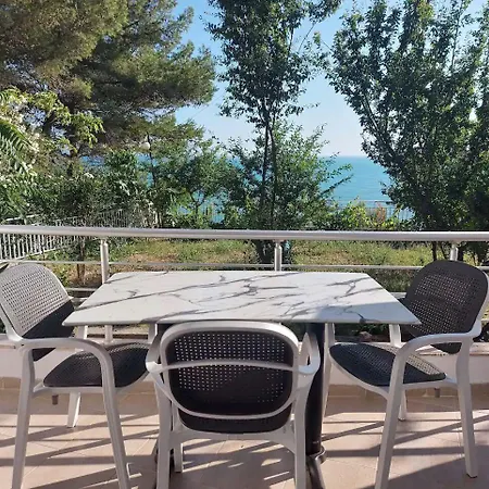 Appartamento Bral Currila - Peaceful Beachfront Durrës