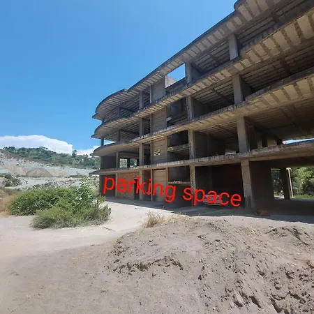 Bral Currila - Peaceful Beachfront شقة